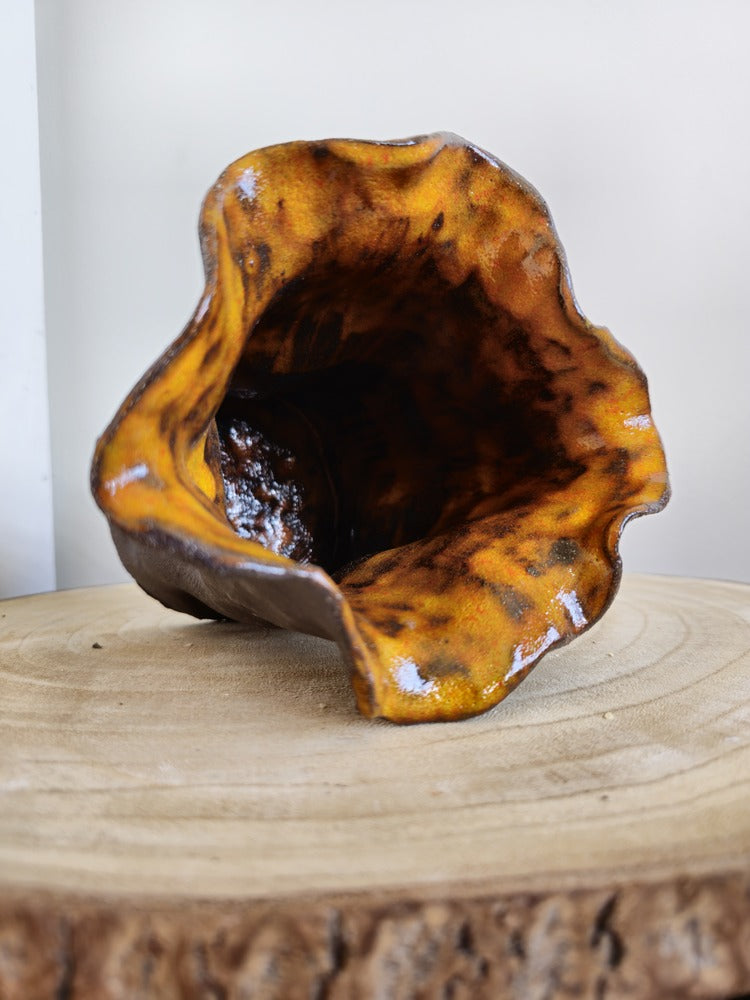 VASE IV (FLOWER)