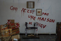 "Goes Circus: Ceci n'est pas une Maison de Dieu"