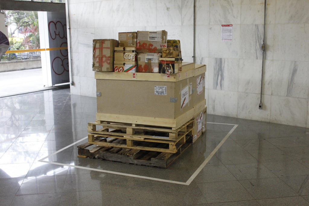 "Goes Circus/Ceci n'est pas peinture"